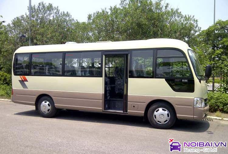 Kinh nghiệm đặt xe 29 chỗ đi Nội Bài xe sang, giá rẻ