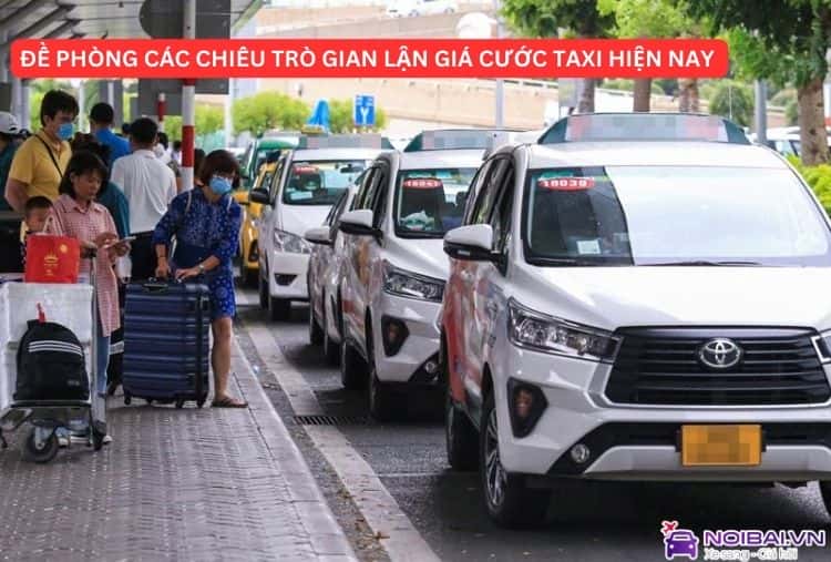 Đề phòng các chiêu trò gian lận giá cước taxi hiện nay 