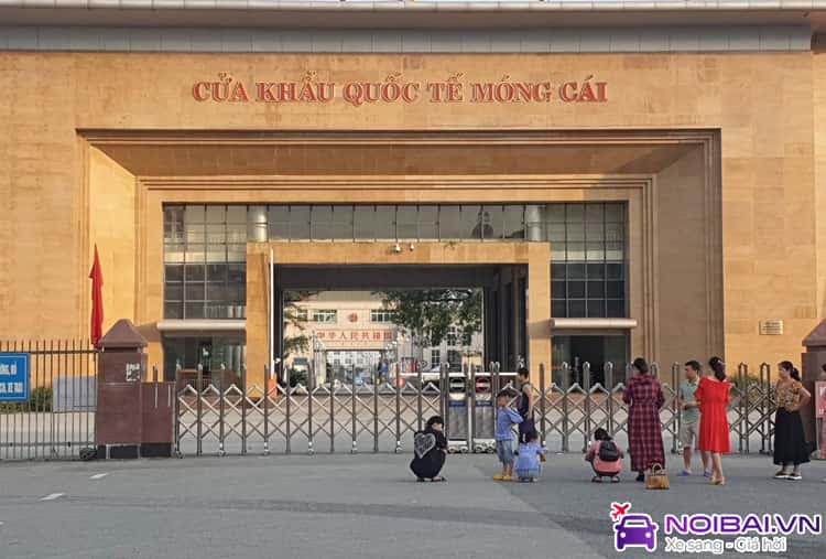 Các cửa khẩu gần sân bay Nội Bài